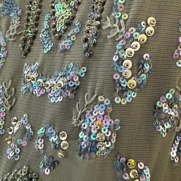 LUISA CERANO Beaded Sequin Camisole Top Gray Italy Embellished Luxe Size 12 - Picture 4 of 6